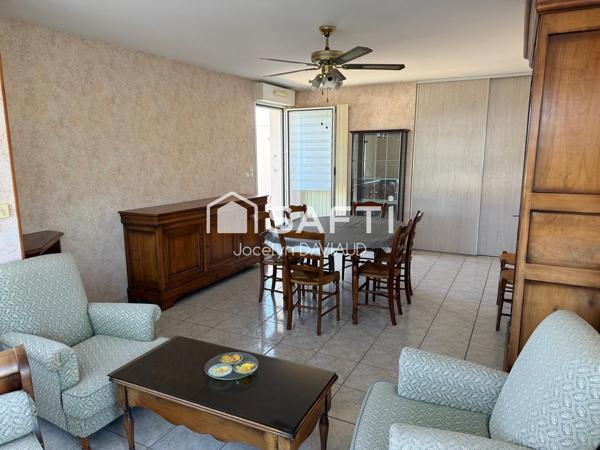 ST BARTHELEMY D'ANJOU, Centre ville, au 3° et dernier étage, T3 de 78 m2 avec terrasse de 30 m2