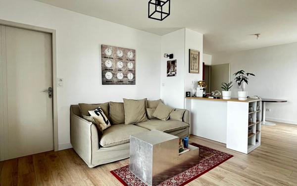 Appartement à vendre    2 pièces • 48,60 m2 Périgny