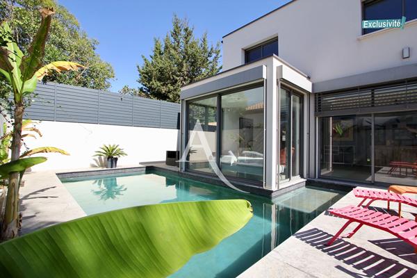 RARE SUR PEROLS - BELLE MAISON 4 FACES EN R+1 - 5 PIÈCES - 105 M2 - 3 CHB - PISCINE - JARDIN 335 M2 ENVIRON LOCATION MEUBLÉE A L'ANNÉE