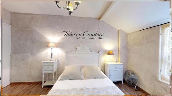 Corps de ferme restauré avec piscine et terrain de 38826 m².