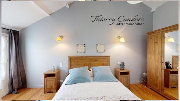 Corps de ferme restauré avec piscine et terrain de 38826 m².