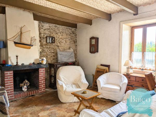 Maison
                                                                                                                                                                                                                                                                                                                        5 pièce(s)                                                                                                                                                                                                          3 chambre(s)                                                                                                                                                                                                          75  m²
