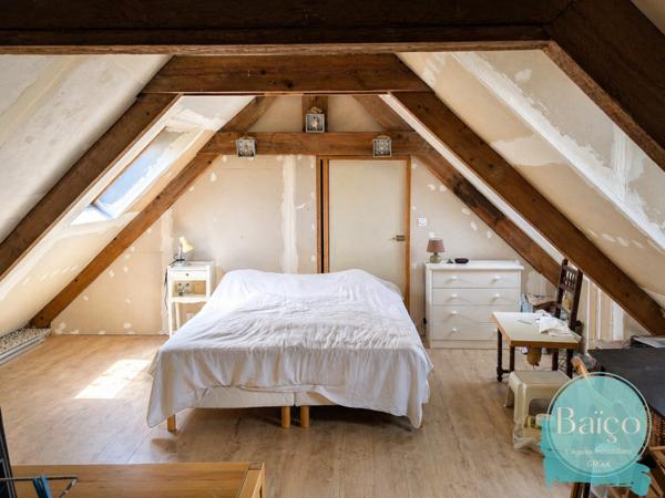Maison
                                                                                                                                                                                                                                                                                                                        5 pièce(s)                                                                                                                                                                                                          3 chambre(s)                                                                                                                                                                                                          75  m²