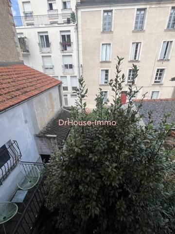 Appartement à louer 4 pièces de 84 m²