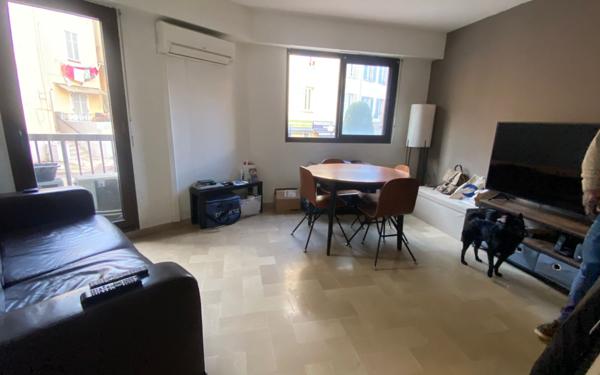 Appartement à vendre    2 pièces •  Cagnes-sur-Mer