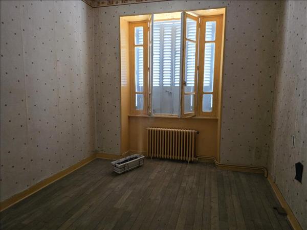 Maison à vendre |  Magnac-Bourg |  6 pièces | 166 m²