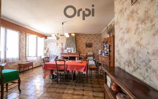 Maison à vendre    5 pièces •  Tuchan