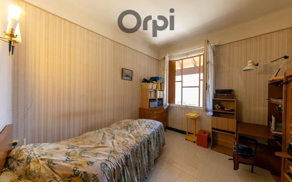 Maison à vendre    5 pièces •  Tuchan