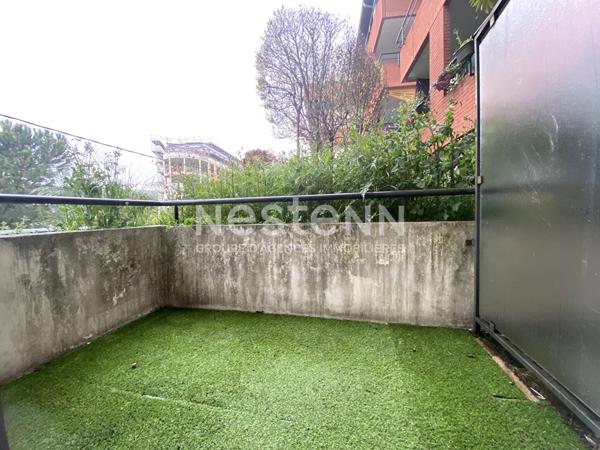 À louer T2 meublé de 36,17 m² avec parking en sous-sol Quartier Jolimont / Roseraie