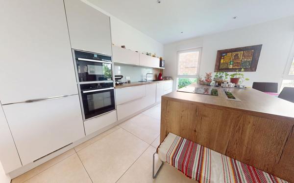 Appartement à vendre    6 pièces • 169 m2 Schiltigheim