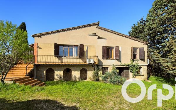 Maison à vendre    4 pièces •  Pont-Saint-Esprit