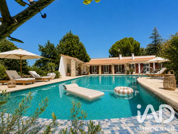 Maison à vendre 10 pièces 176,2 m² Saint-Privat-des-Vieux