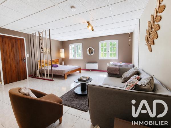 Maison à vendre 10 pièces 176,2 m² Saint-Privat-des-Vieux