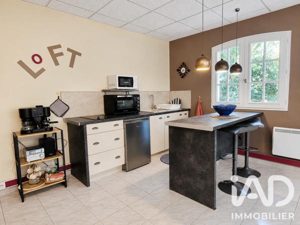 Maison à vendre 10 pièces 176,2 m² Saint-Privat-des-Vieux