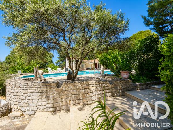 Maison à vendre 10 pièces 176,2 m² Saint-Privat-des-Vieux