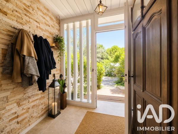 Maison à vendre 10 pièces 176,2 m² Saint-Privat-des-Vieux