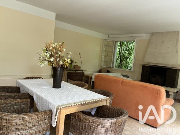 Maison à vendre 7 pièces 230 m² Saint-Pierre-lès-Nemours
