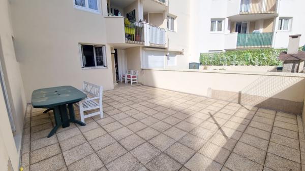 Appartement 3 pièces à vendre à Torcy, avec terrasse proche rerA