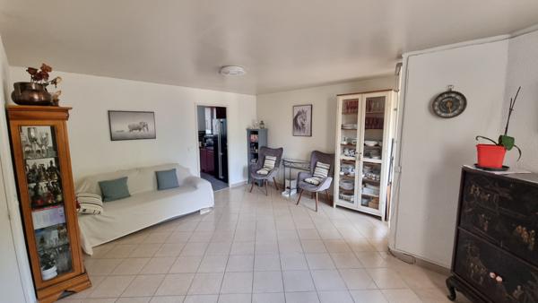 Appartement 3 pièces à vendre à Torcy, avec terrasse proche rerA