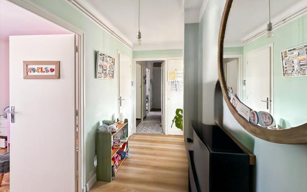 Appartement à vendre    3 pièces •  Valence