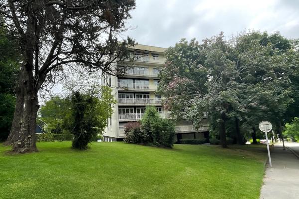 Appartement Val de Chézine 3 pièces balcon et parking,  
Saint herblain 44800