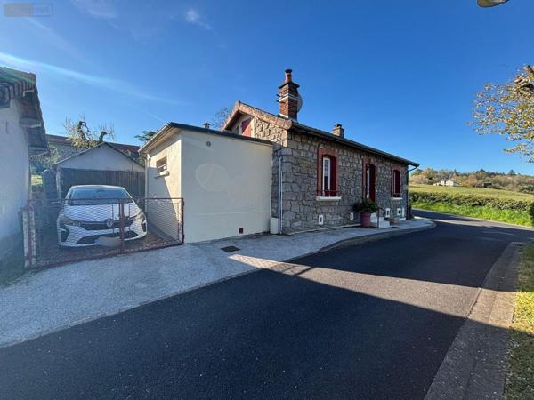 Maison individuelle à vendre à Champagnac dans le Cantal (15350), ref : 106T-15029