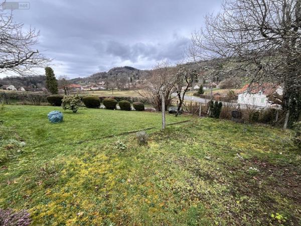 Maison individuelle à vendre à Champagnac dans le Cantal (15350), ref : 106T-15029