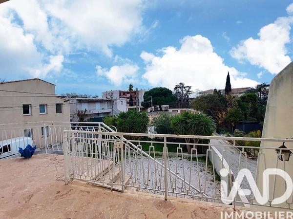 Appartement à vendre 4 pièces 98 m² Sanary-sur-Mer