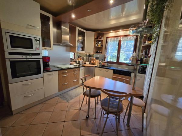 Maison à vendre 7 pièces BALLAINVILLIERS (91) 180 habitables sur terrain arborée de 756 m²