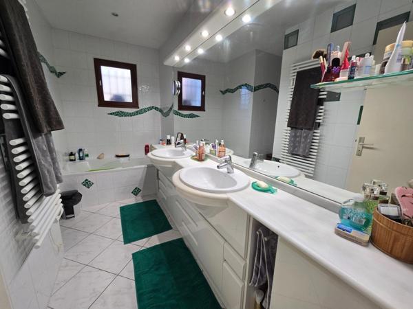 Maison à vendre 7 pièces BALLAINVILLIERS (91) 180 habitables sur terrain arborée de 756 m²