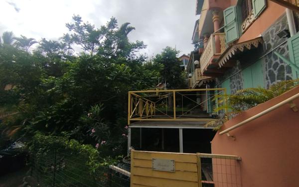 Appartement à louer    3 pièces • 86 m2 Saint-Denis