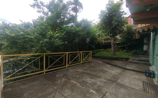 Appartement à louer    3 pièces • 86 m2 Saint-Denis