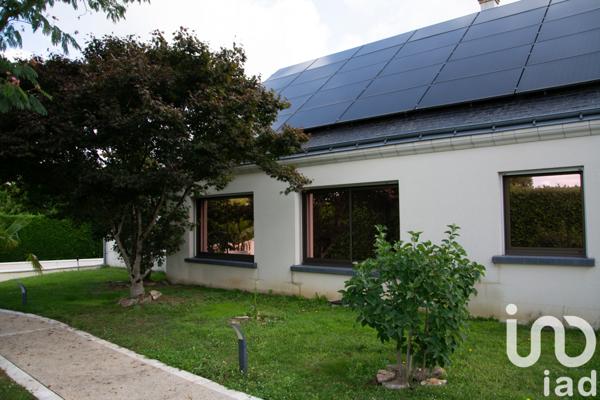 Maison à vendre 6 pièces 280 m² Saint-Cyr-sur-Loire