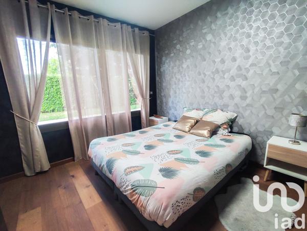 Maison à vendre 6 pièces 280 m² Saint-Cyr-sur-Loire