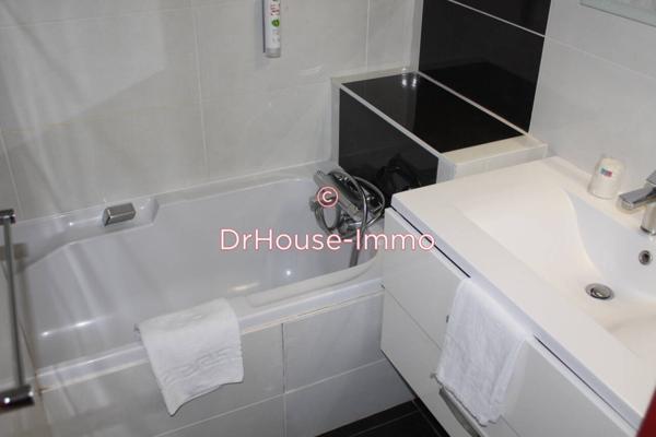 Commerce à vendre 35 pièces de 980 m²