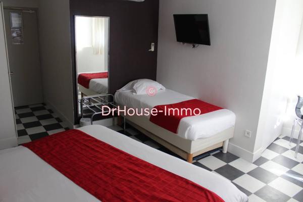 Commerce à vendre 35 pièces de 980 m²