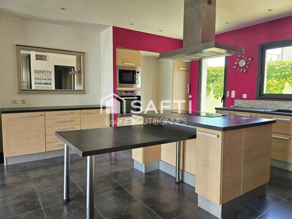 Maison familiale de 162 m² avec suite parentale, double garage et jardin