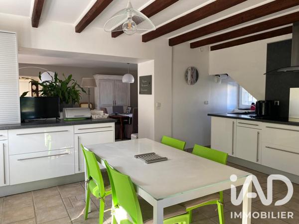 Maison à vendre 6 pièces 170 m² Charmes-sur-Rhône