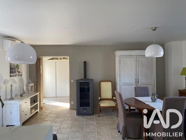 Maison à vendre 6 pièces 170 m² Charmes-sur-Rhône