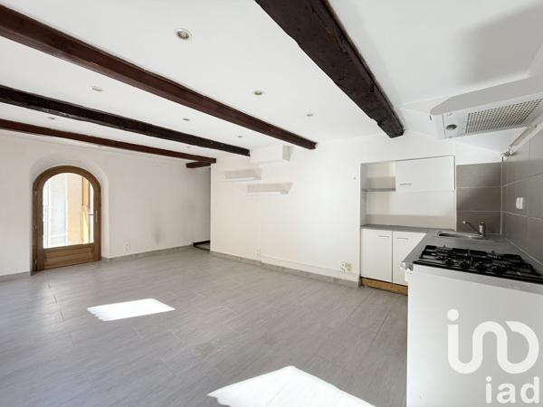 Immeuble à vendre 120 m² Le Chaffaut-Saint-Jurson
