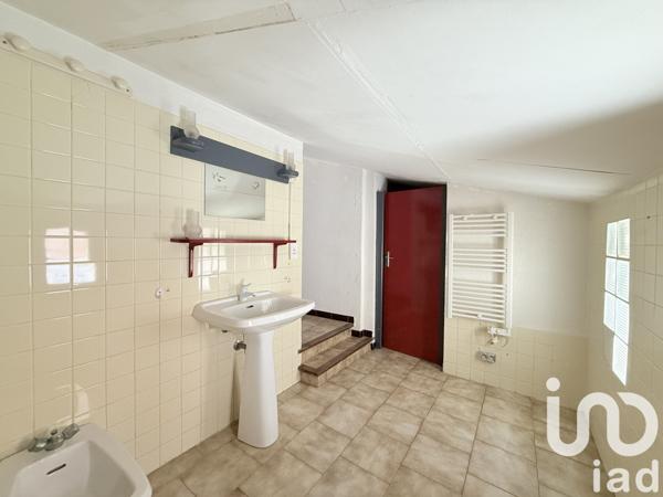 Immeuble à vendre 120 m² Le Chaffaut-Saint-Jurson