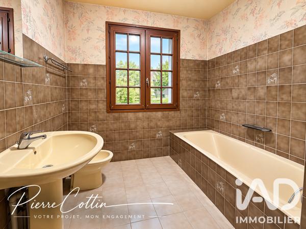 Maison à vendre 5 pièces 166 m² Saint-Priest