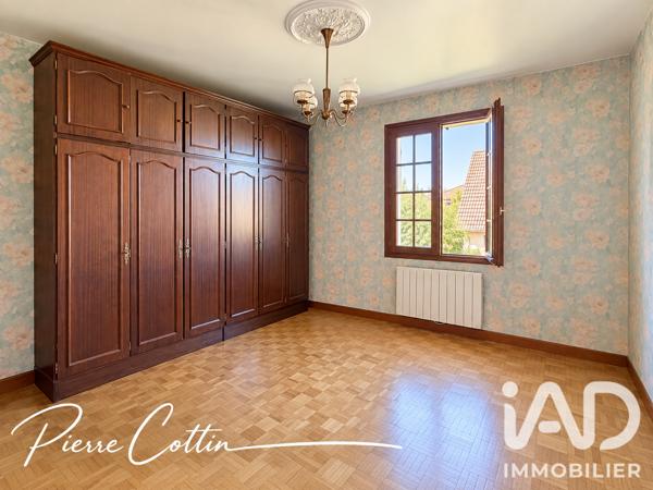 Maison à vendre 5 pièces 166 m² Saint-Priest