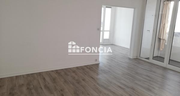 À vendre Appartement 4 pièces 81 m² - Nîmes 30000