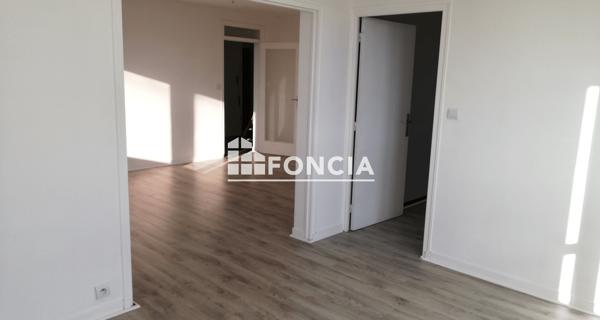 À vendre Appartement 4 pièces 81 m² - Nîmes 30000