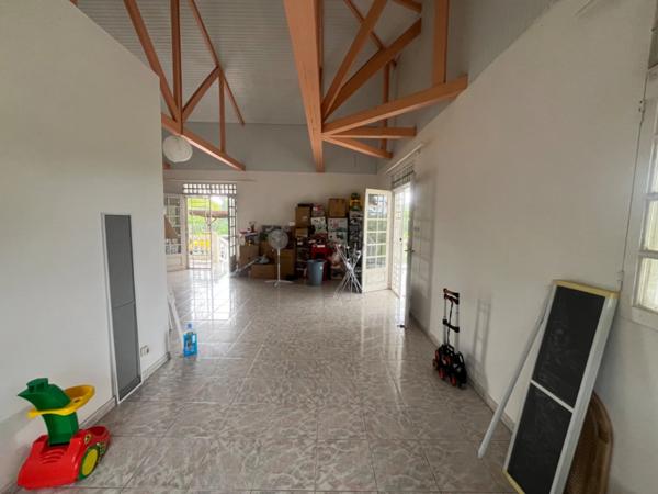 Maison à vendre 8 pièces (973)