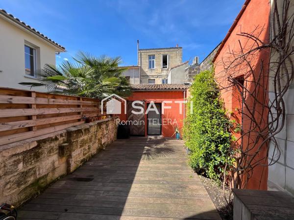Gare, proche Sacré-Cœur : maison de 160 m² avec 4 chambres, une terrasse de 40 m² et une cave