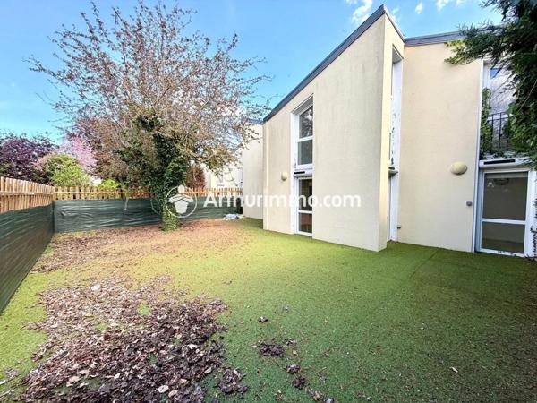 Location Local commercial 10 pièces 224 m2 à Bondoufle