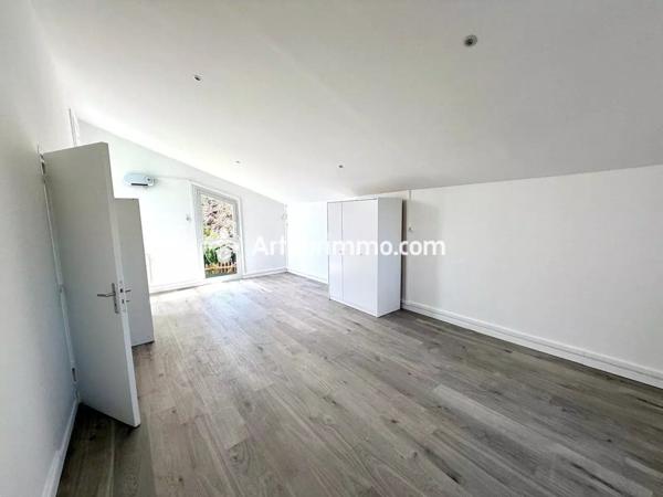 Location Local commercial 10 pièces 224 m2 à Bondoufle