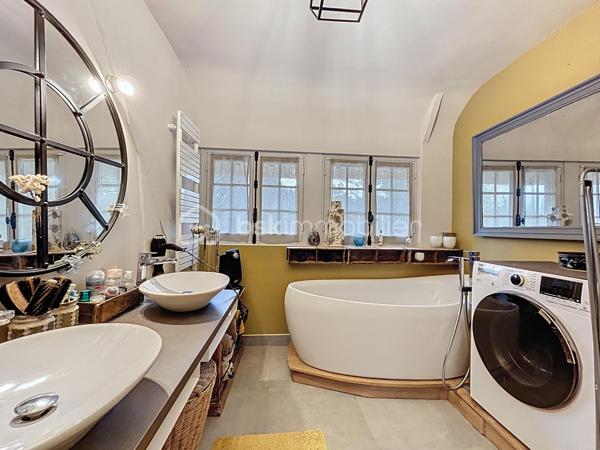 Maison traditionnelle de 210 m²